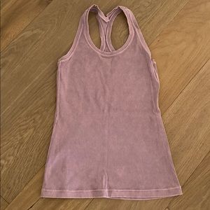 Lululemon pink/purple ribbed tank top